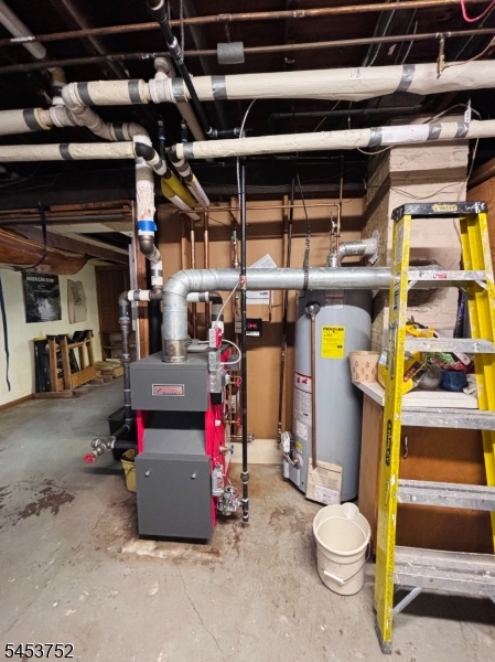 main property photo 23