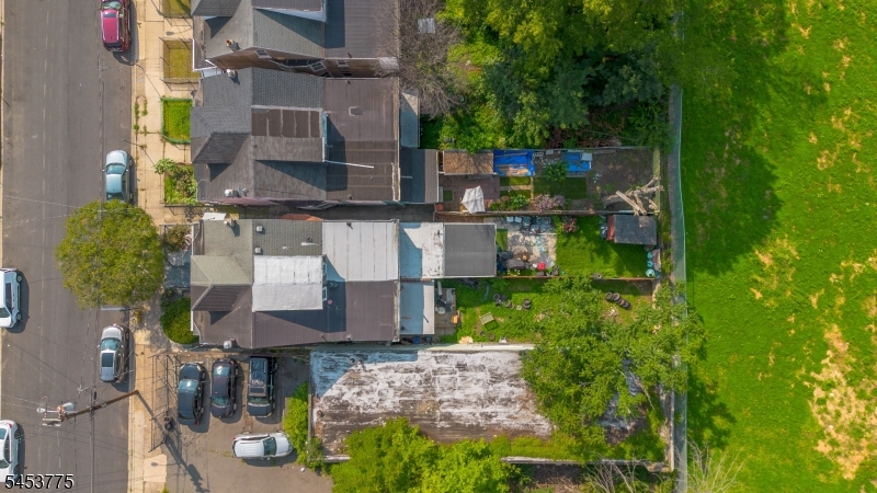 main property photo 34