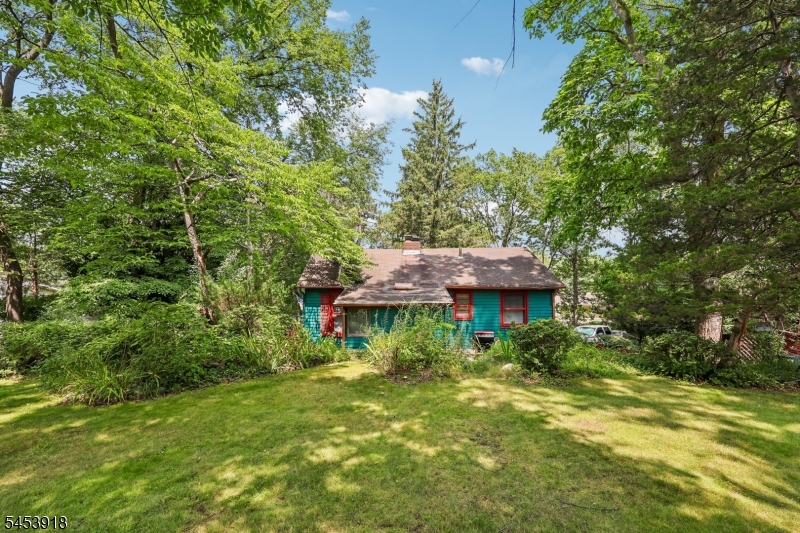 main property photo 32