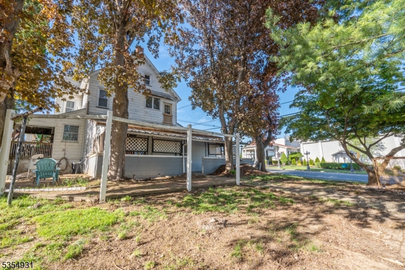 main property photo 15