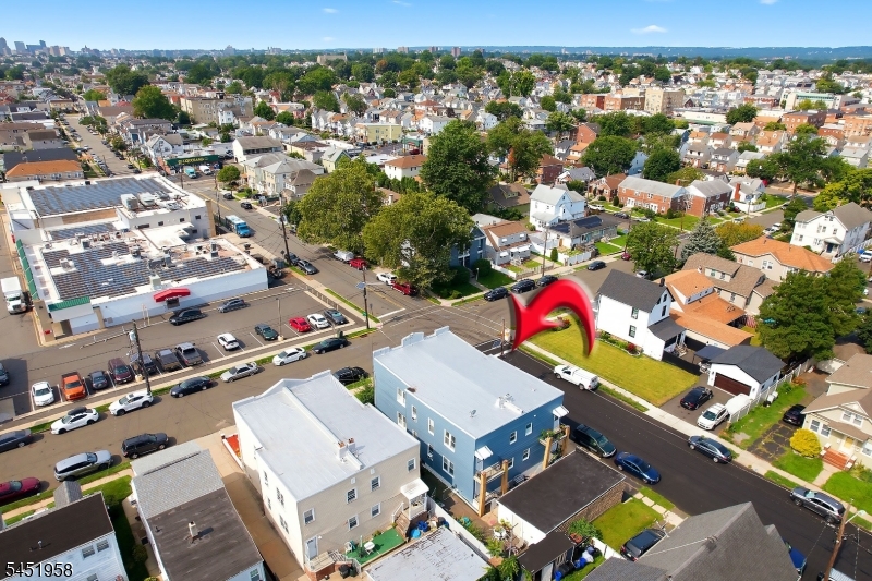 main property photo 37