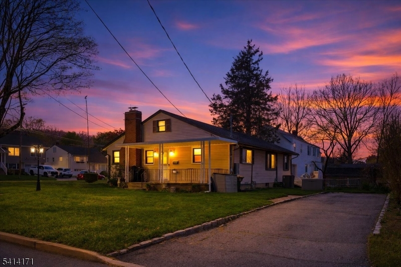 main property photo 8