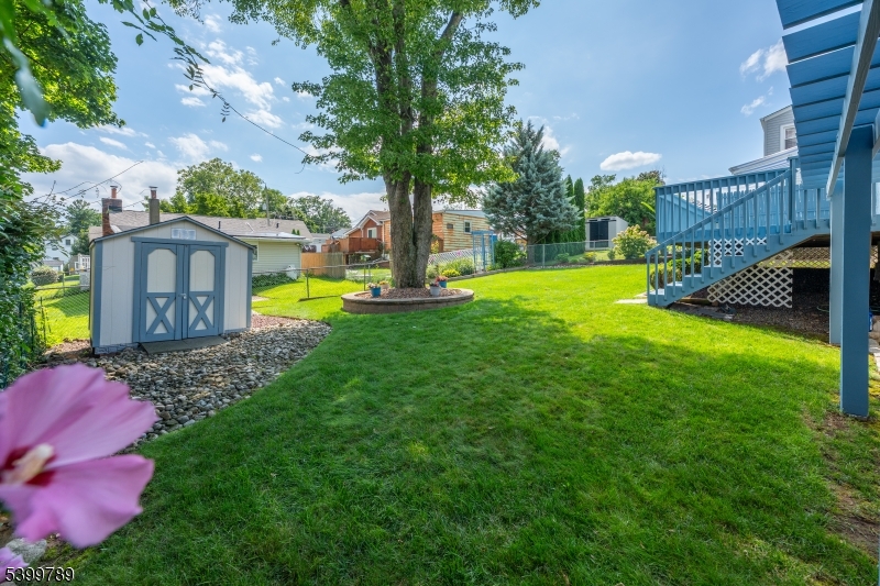 main property photo 39
