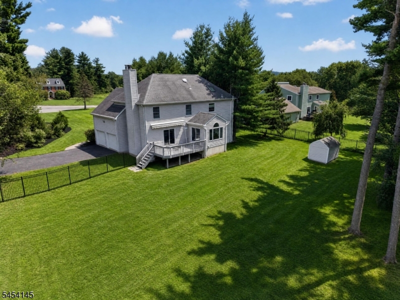 main property photo 44