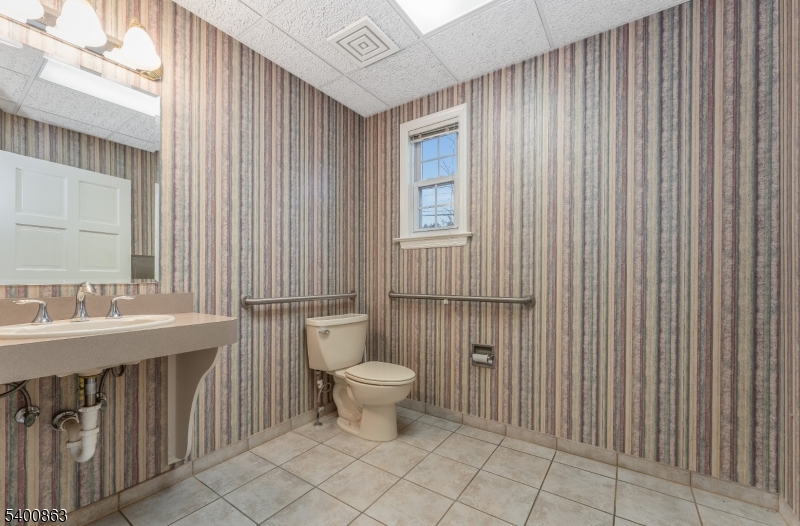 main property photo 29