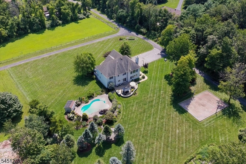 main property photo 48