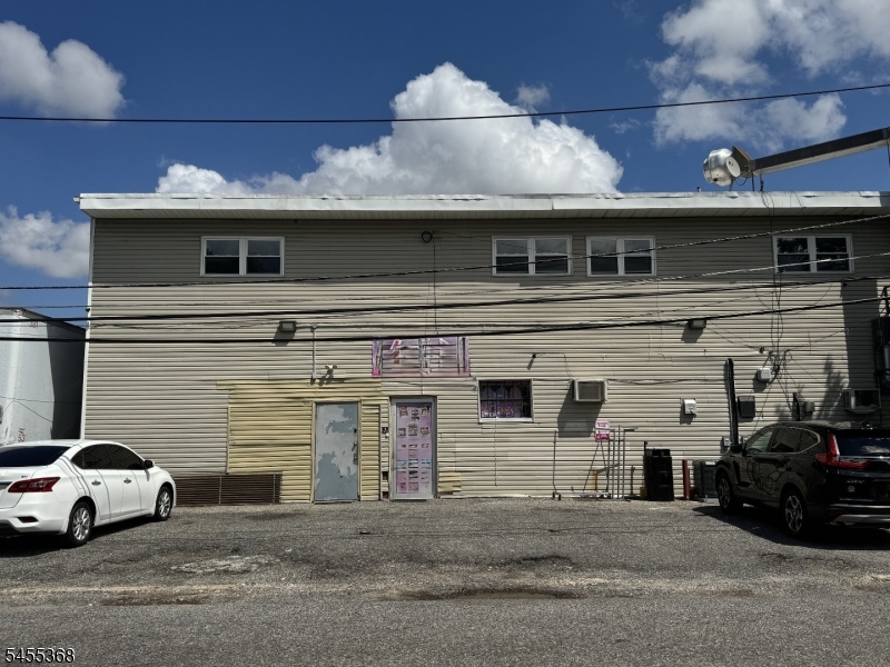 main property photo 13