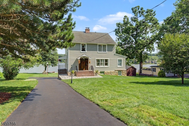 main property photo 10
