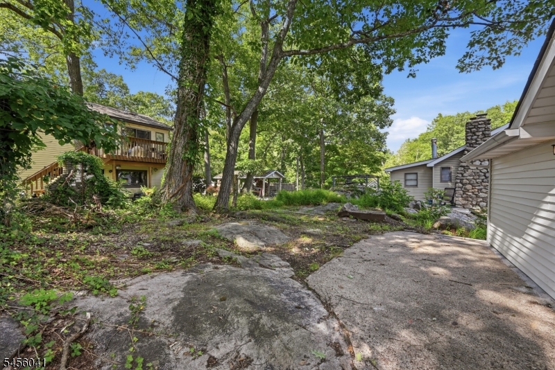 main property photo 26