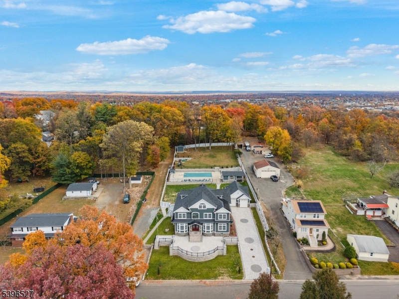 main property photo 47