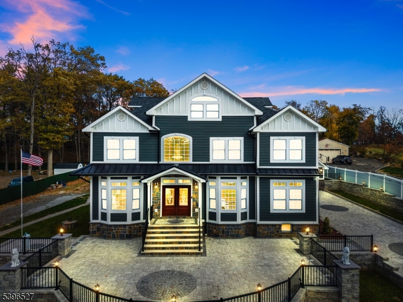 main property photo 48