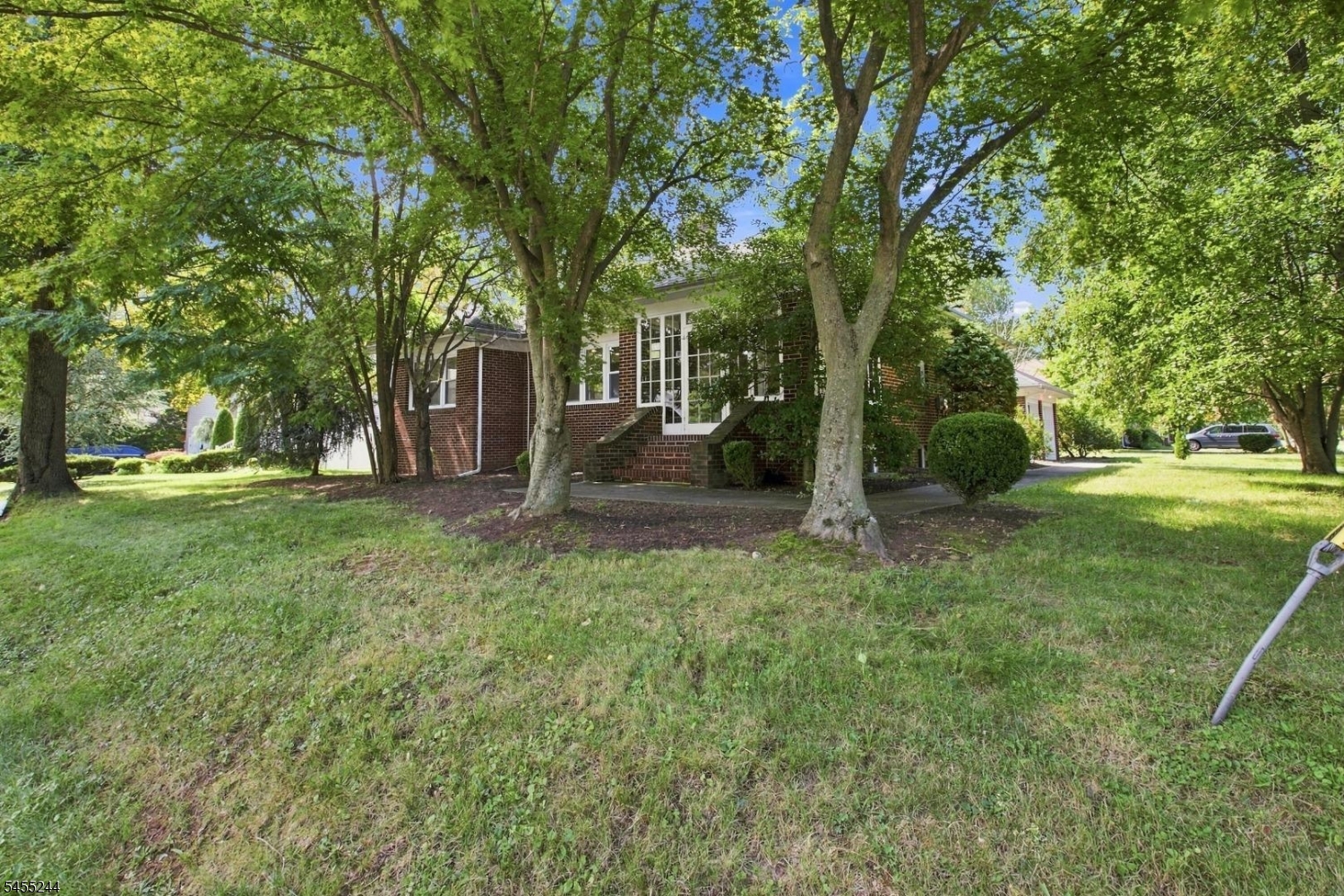 main property photo 25