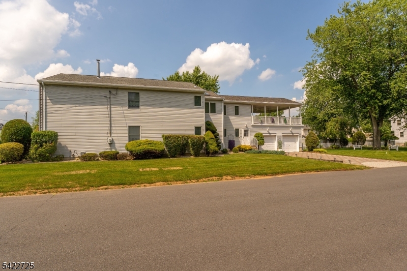 main property photo 36