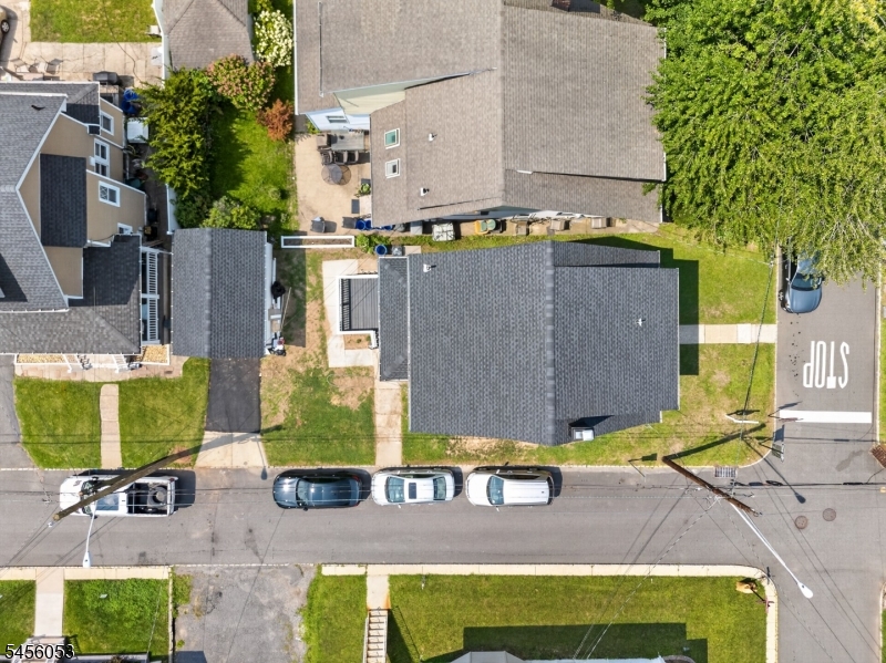 main property photo 45