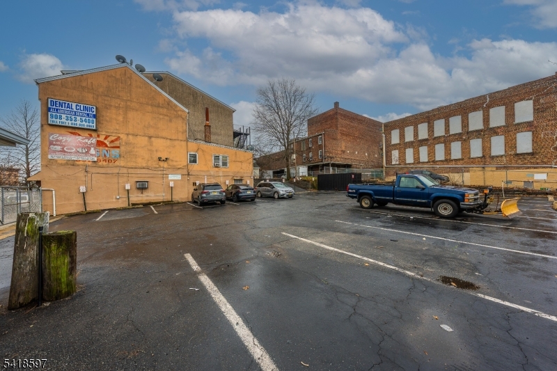 main property photo 35