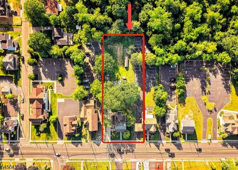 main property photo 9