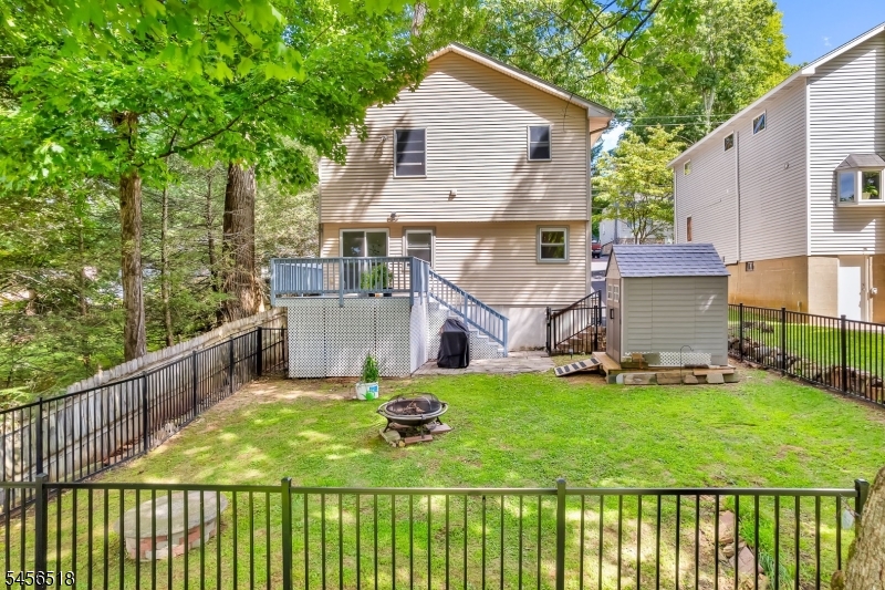 main property photo 9