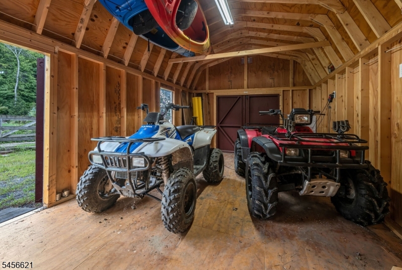 main property photo 45