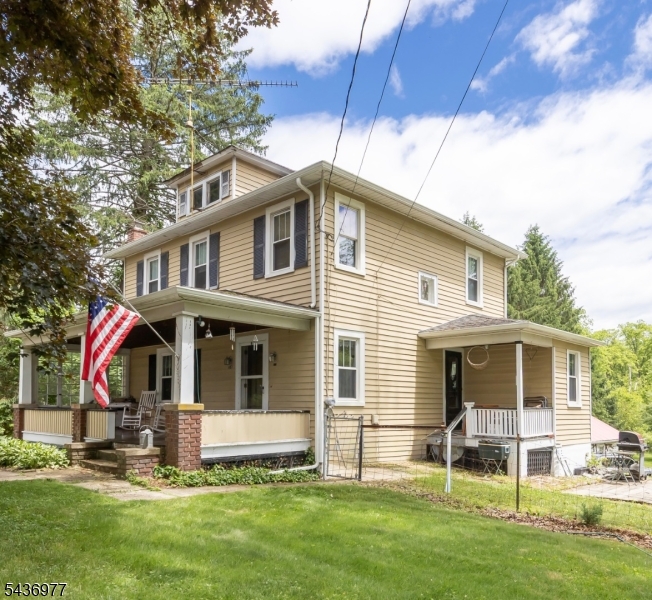 main property photo 5