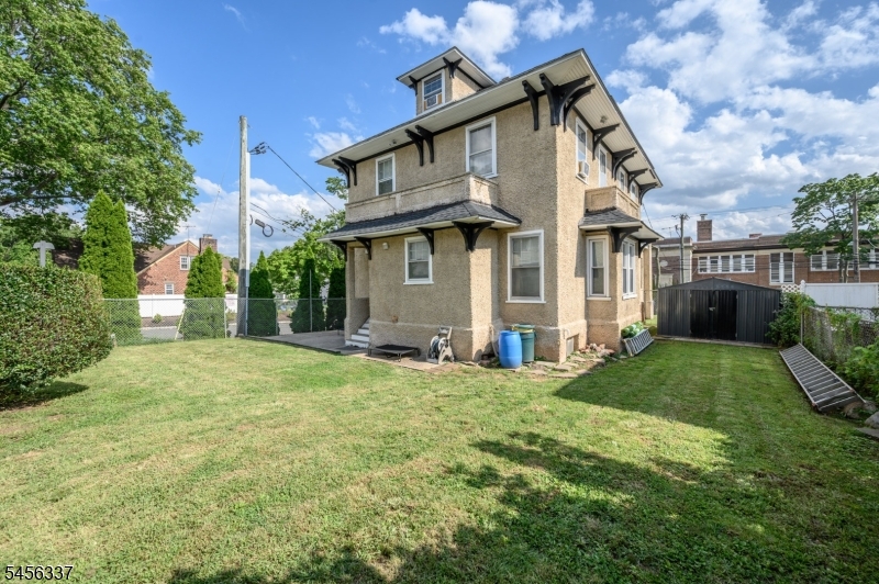 main property photo 33