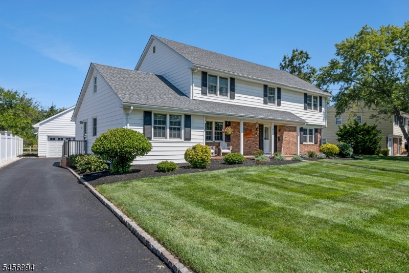 main property photo 39