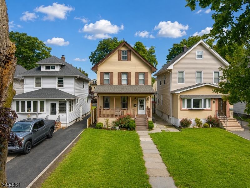 main property photo 35