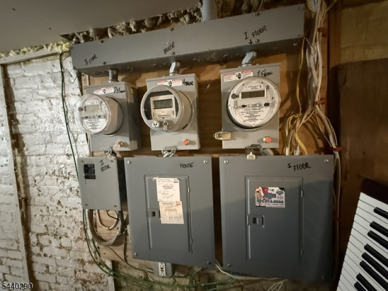 main property photo 34