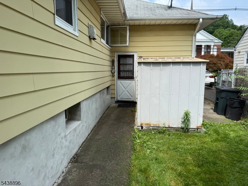 main property photo 26