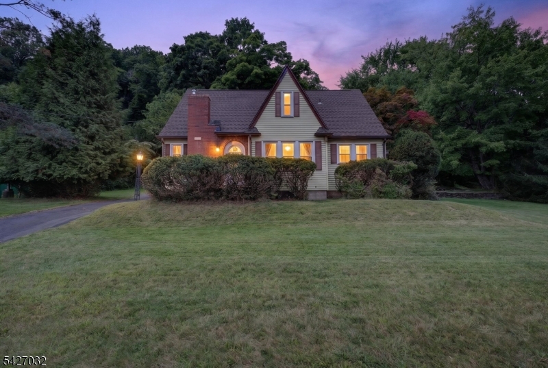 main property photo 19