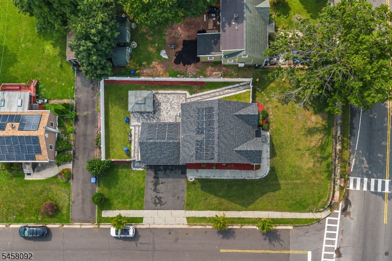 main property photo 39