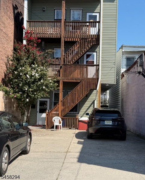 main property photo 12