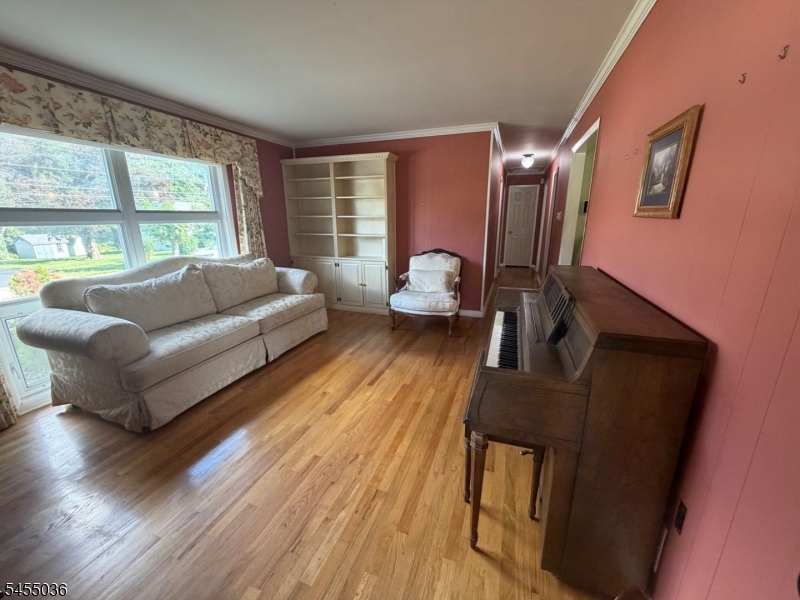 main property photo 5