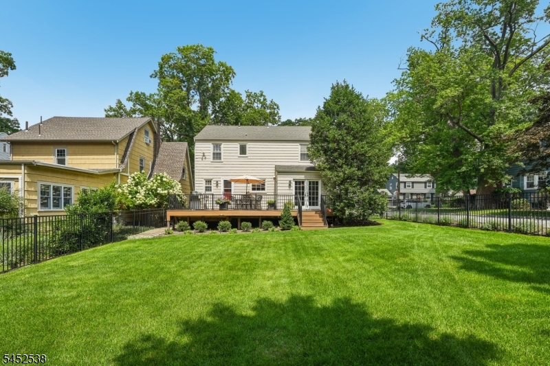 main property photo 36