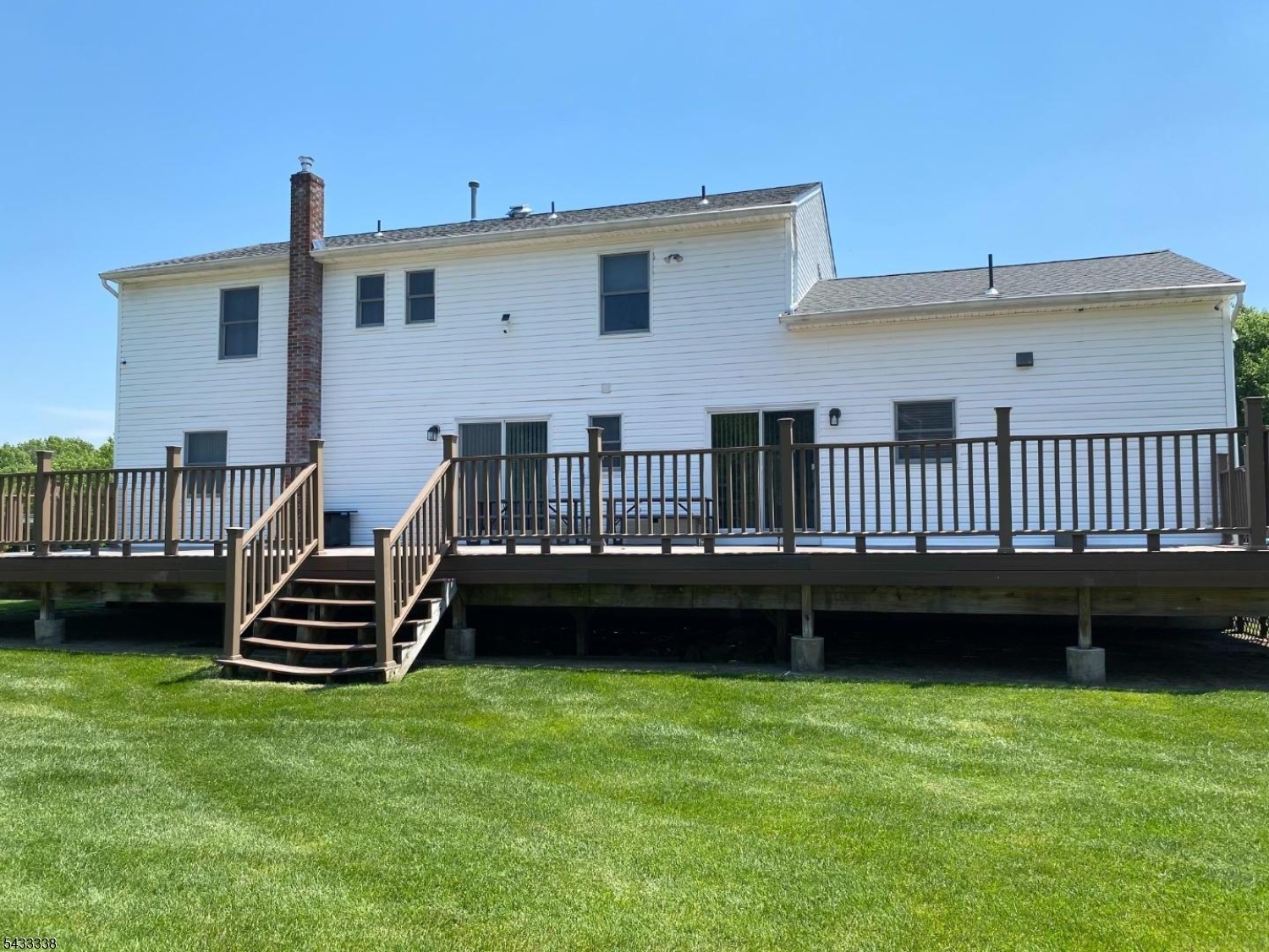 main property photo 30