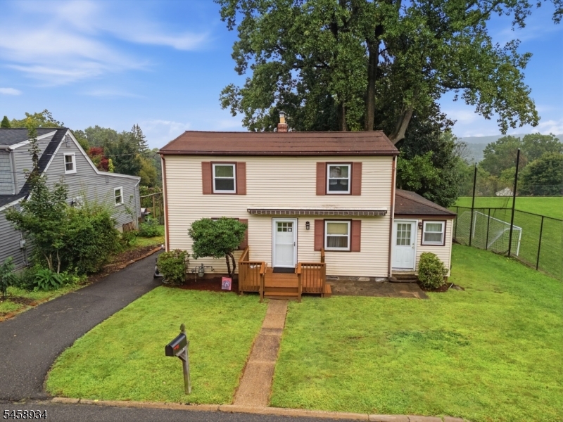 main property photo 35