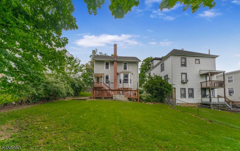 main property photo 31
