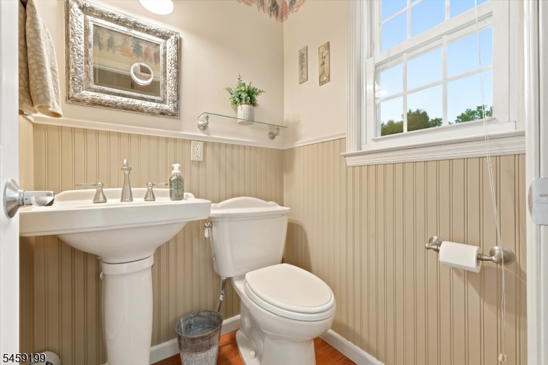 main property photo 18