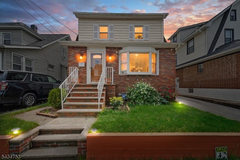 main property photo 23