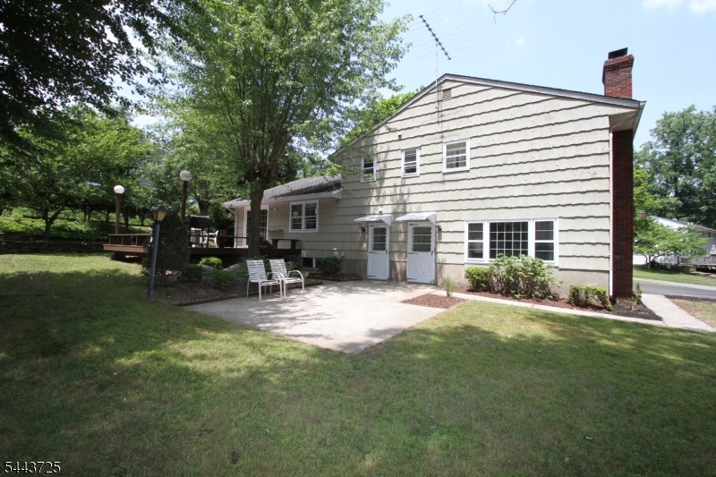 main property photo 18