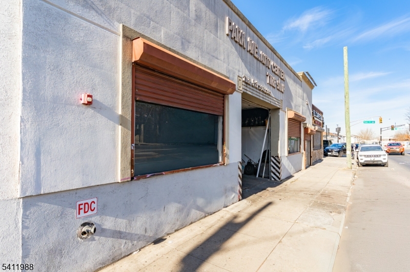 main property photo 4
