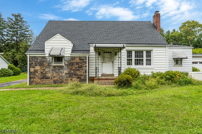main property photo 12
