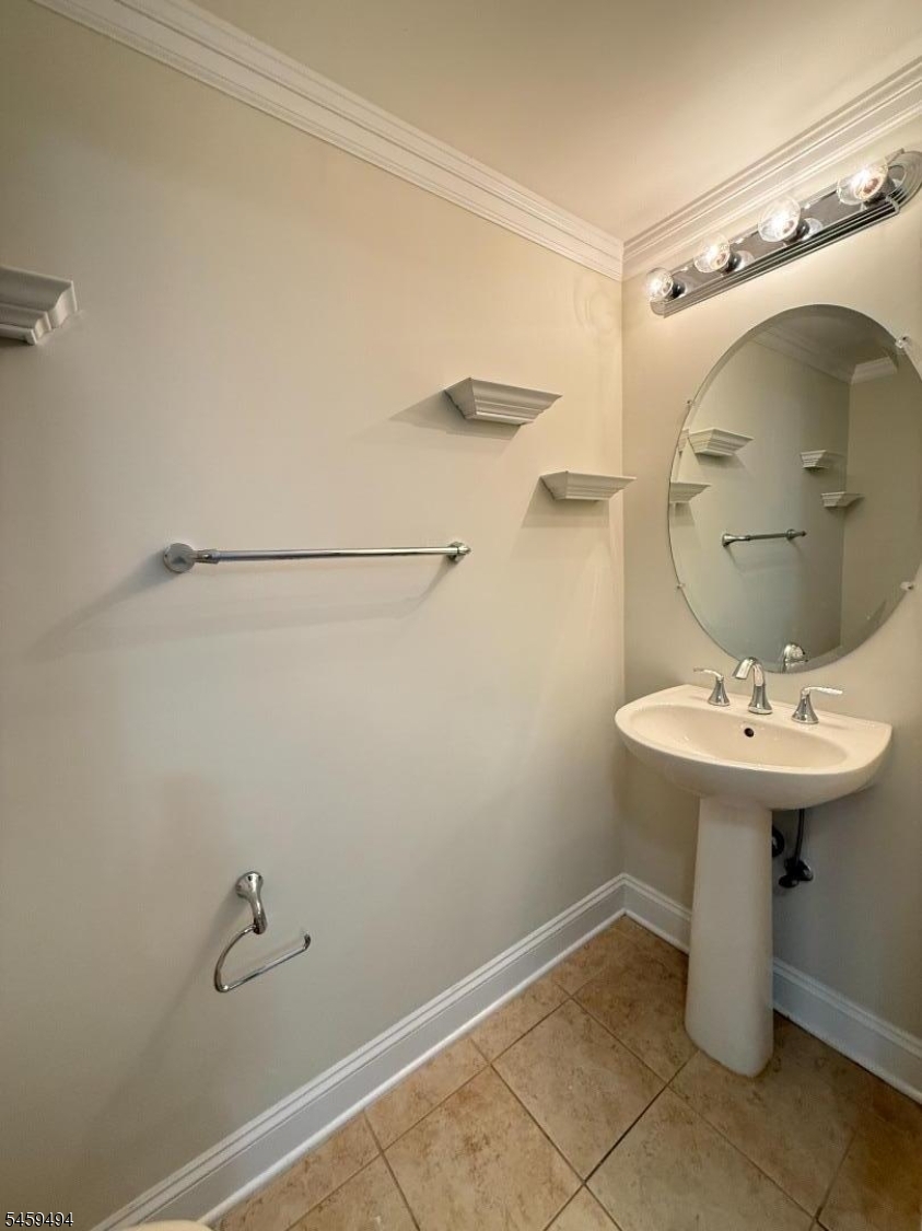 main property photo 6