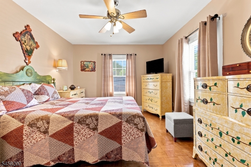 main property photo 25