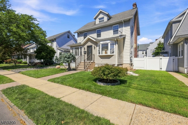 main property photo 37