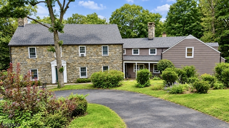 main property photo 18