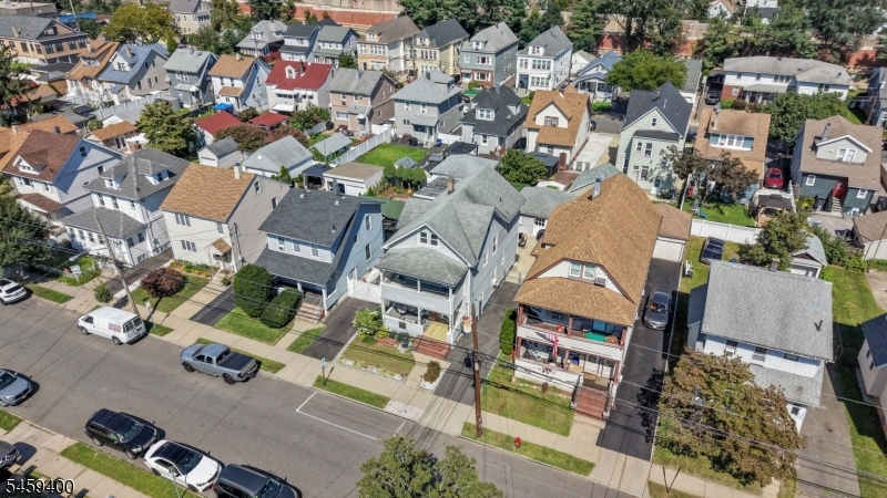 main property photo 17