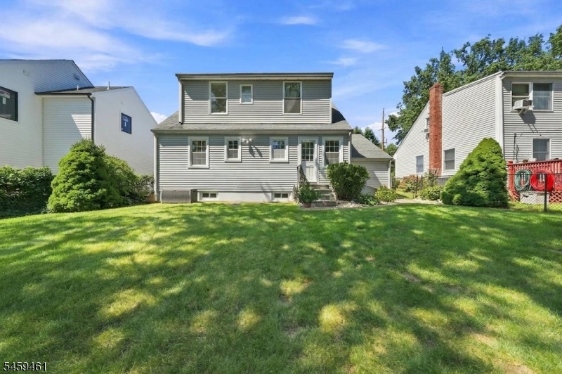 main property photo 23
