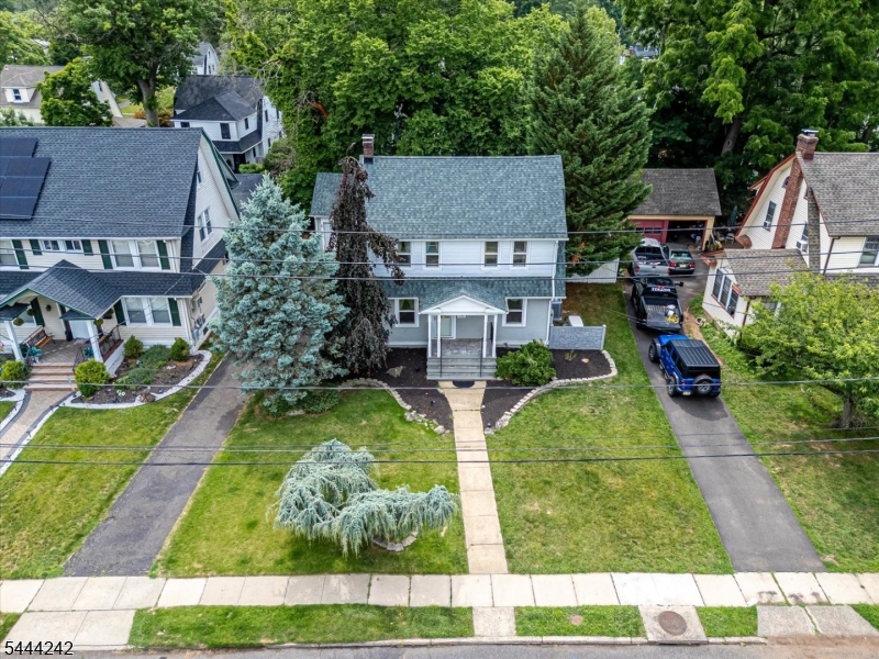 main property photo 40