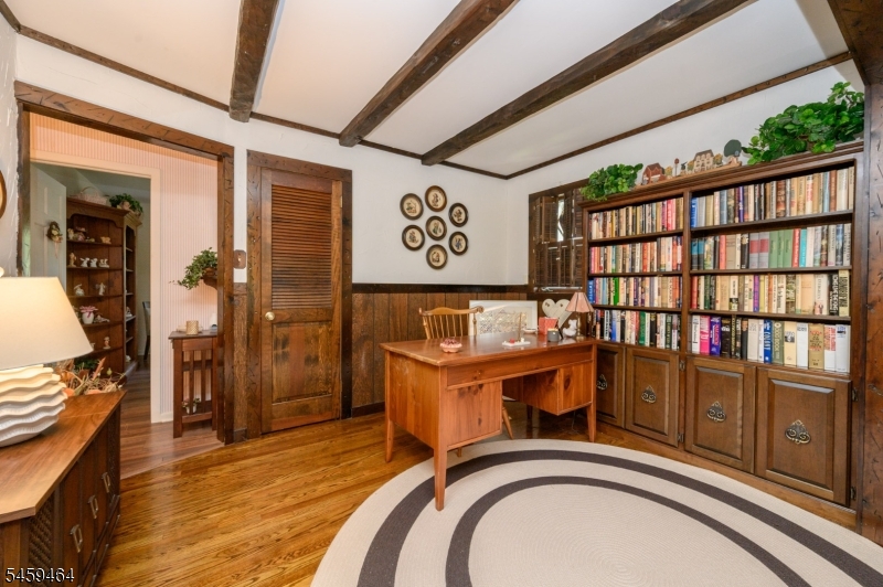 main property photo 13