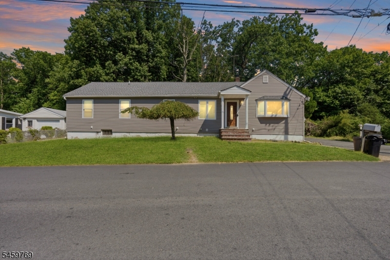 main property photo 19